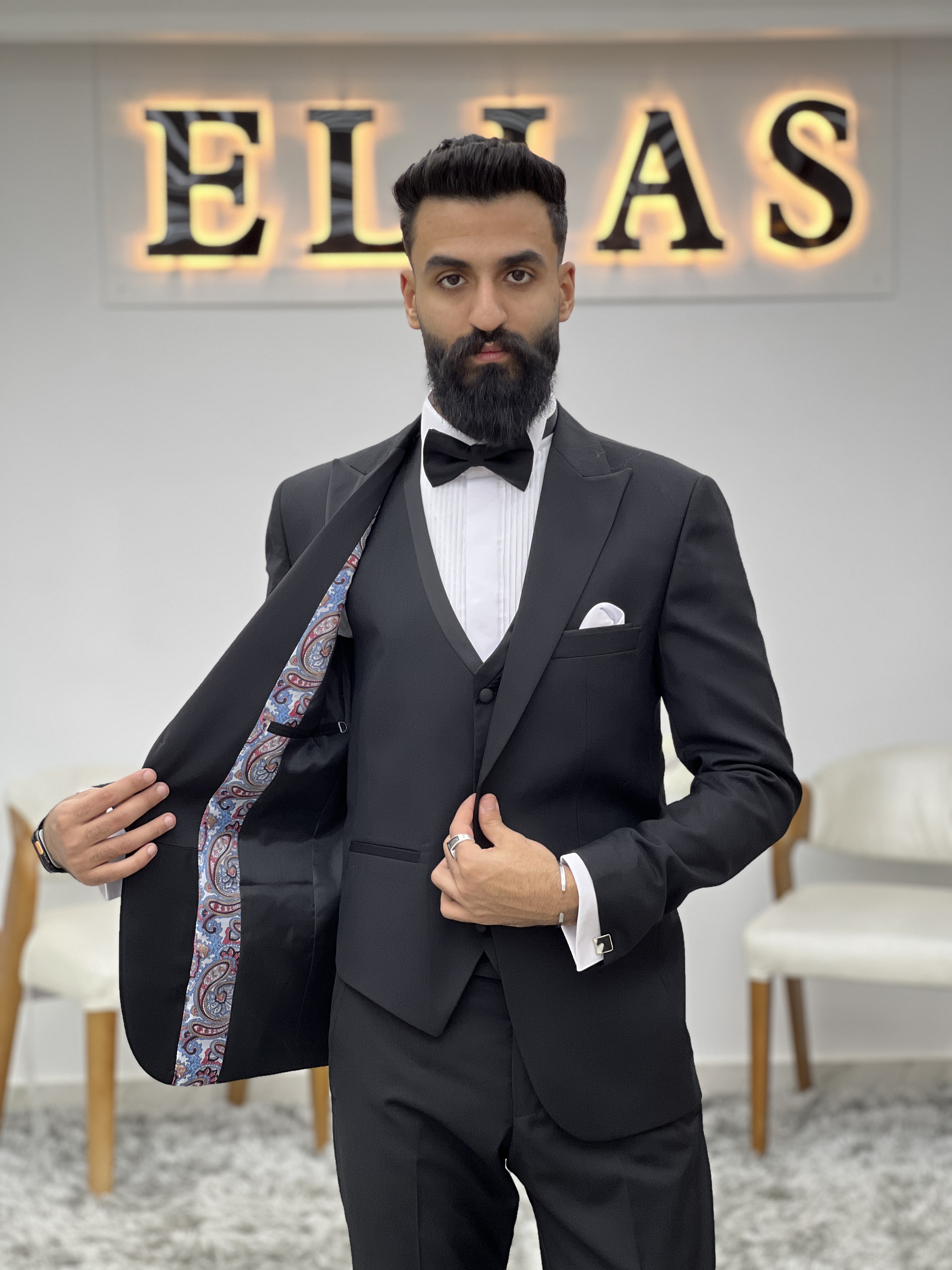 B a groom's suit, a three-piece suit, slim fit (pants - vest - blazer) with satin buttons and suits that fit with you b pants that fit with your Vietnam